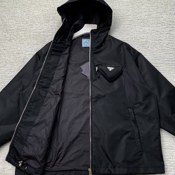 Prada military renylon triangle pouch jacket - Picture 11 of 15